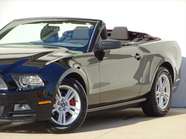 2013 ford mustang v6