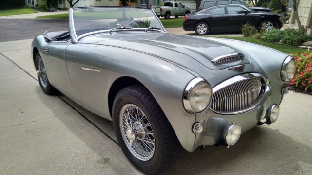 austin healey 3000 mk ii tri carb roadster (bt7)