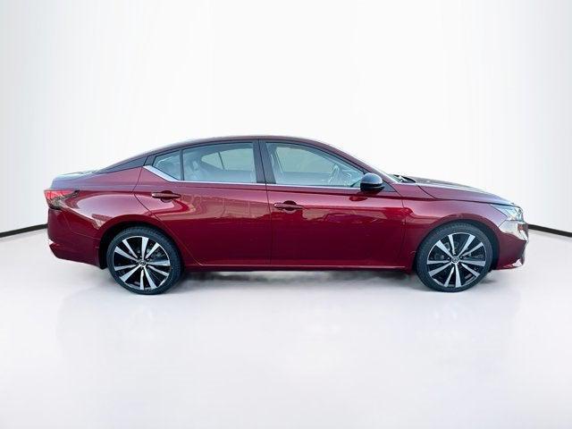 2022 nissan altima sr intelligent awd