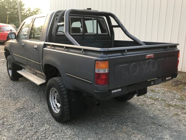 1990 toyota hilux 4 door 4wd pickup right hand drive rare jdm crew cab safari