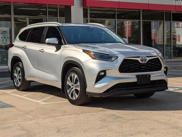 2023 toyota highlander hybrid xle
