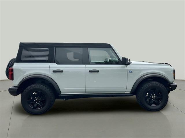 2021 ford bronco black diamond