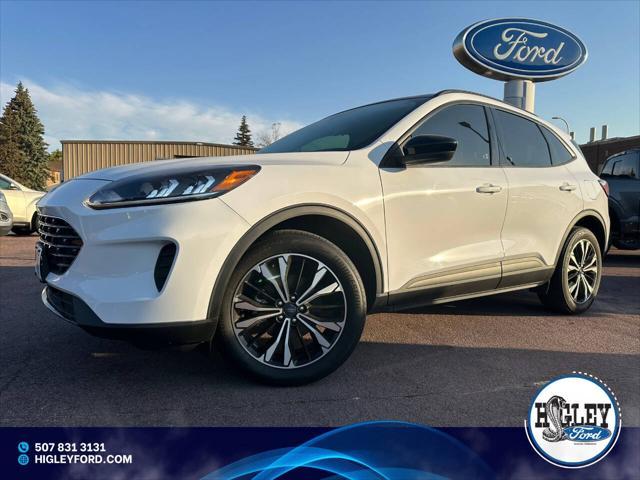 2021 ford escape se