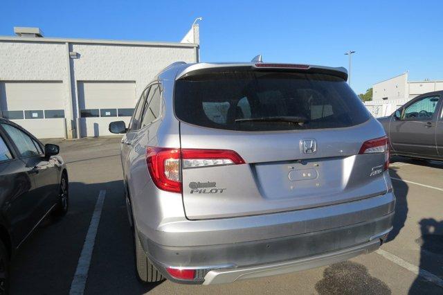 2022 honda pilot touring 8-passenger