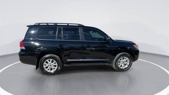 2016 Toyota Land Cruiser