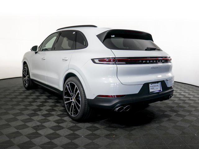 2024 porsche cayenne s