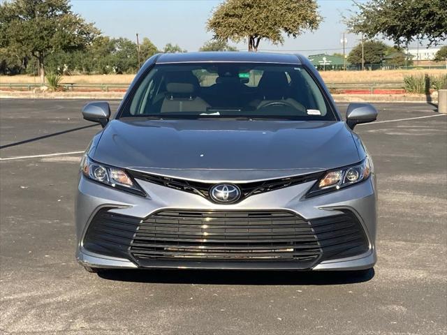 2023 toyota camry le