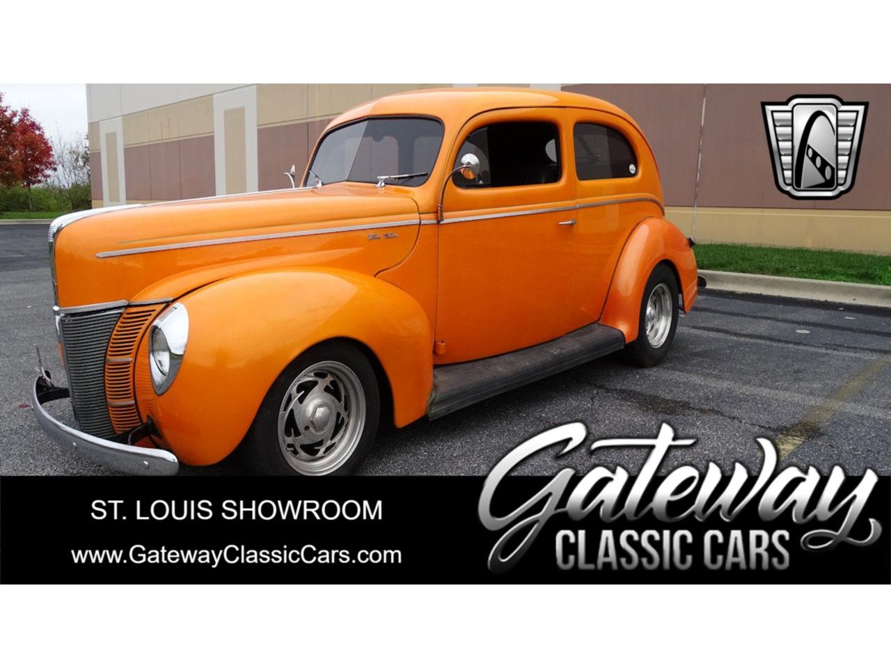 1940 ford custom
