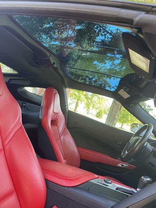 corvette stingray 2lt 2015 coupe. shark gray metallic with adrenaline red