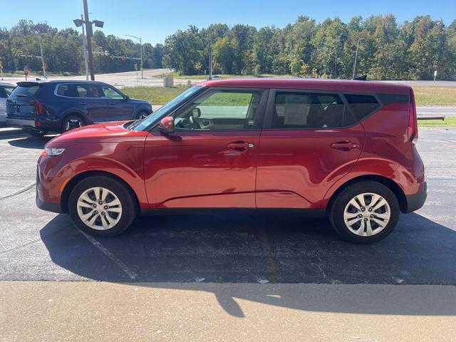 2020 kia soul lx