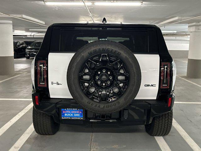 2025 gmc hummer ev suv 2x