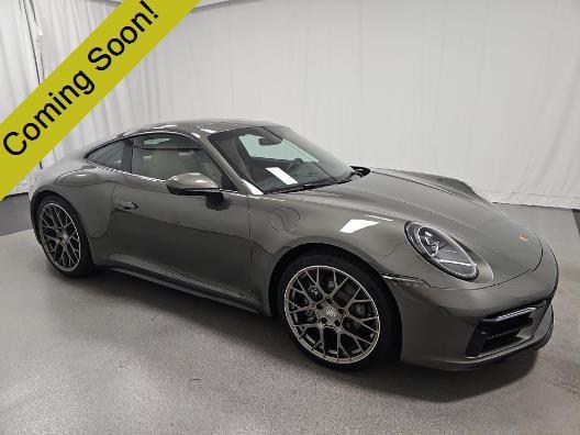 2023 porsche 911 carrera