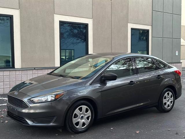 2018 ford focus s