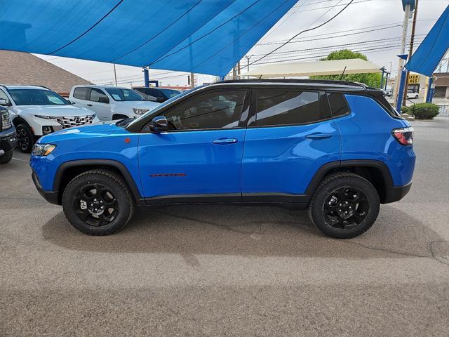 2023 jeep compass trailhawk