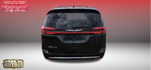 2022 chrysler pacifica touring-l