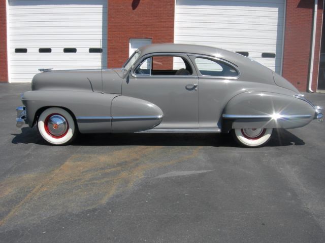 1942 cadillac series 62 deluxe fastback sedanete