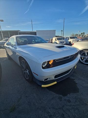 2023 dodge challenger r/t