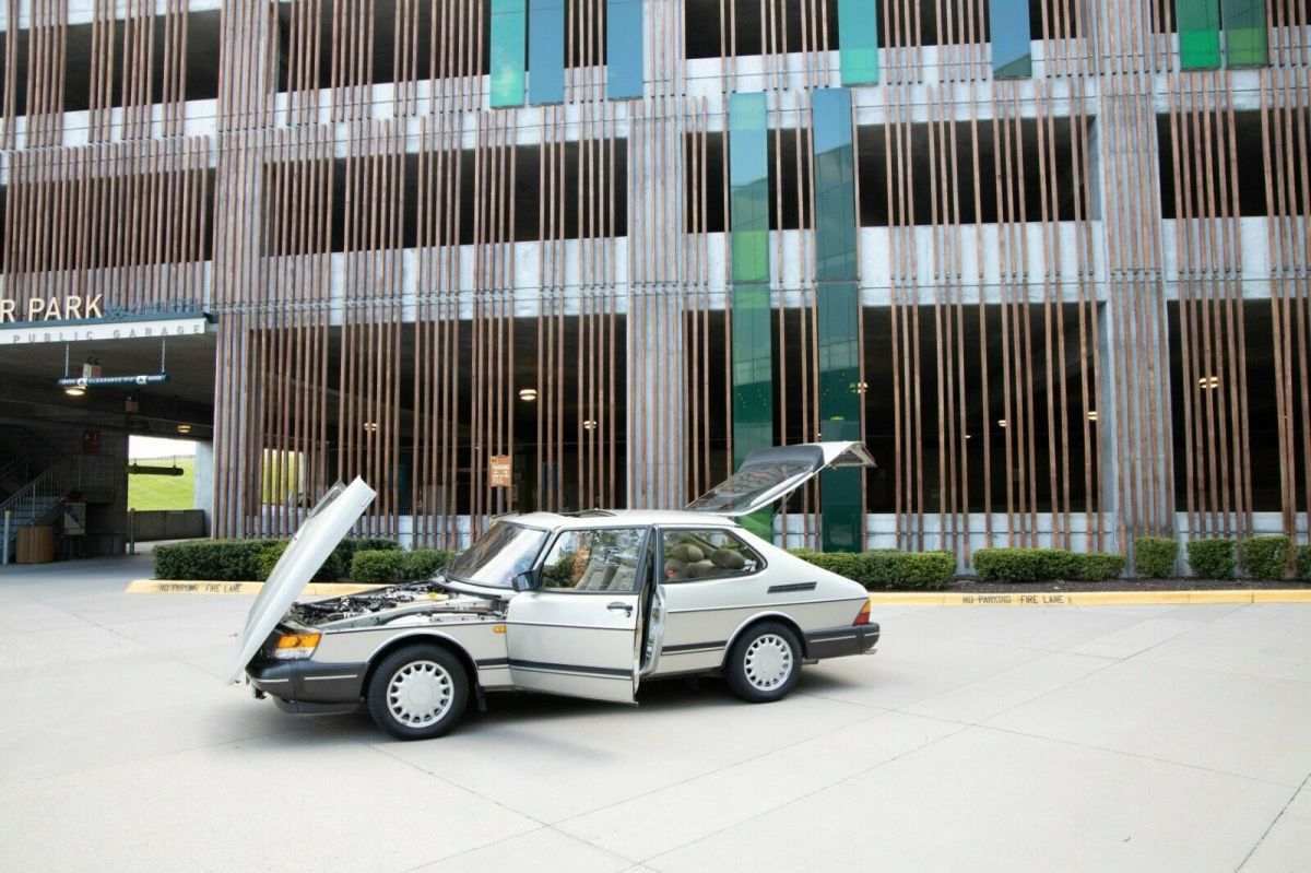 1992 saab 900s - only 88k miles on this 900