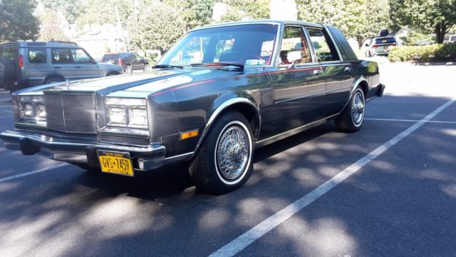 immaculate 1984 fifth avenue 40k new headliner turnkey classic