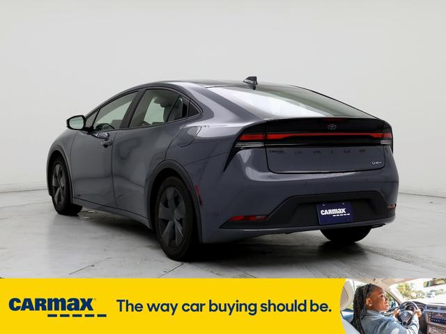 2023 toyota prius le