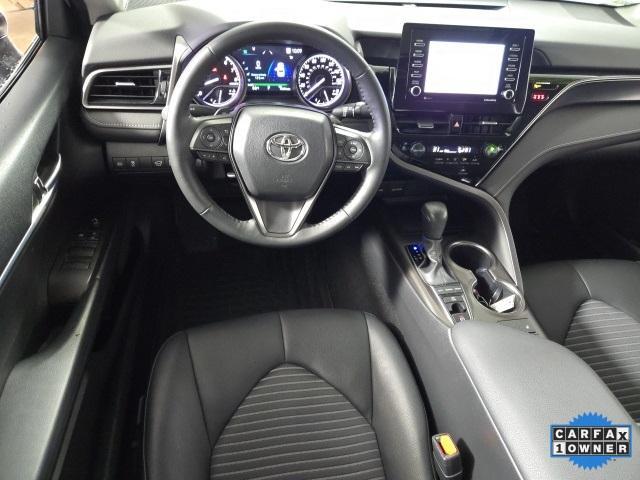 2023 toyota camry se