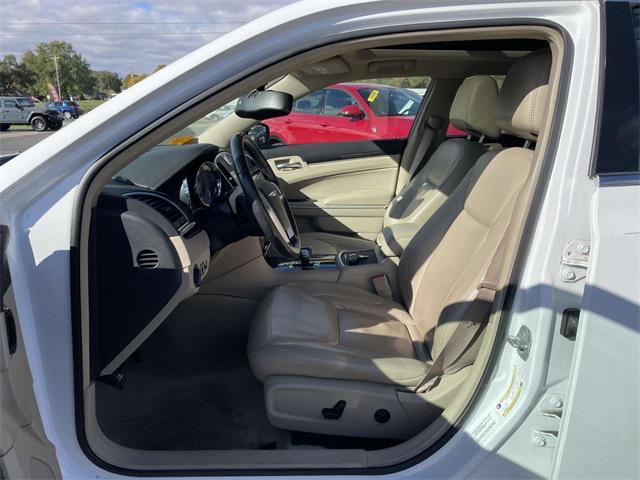 2013 chrysler 300 s