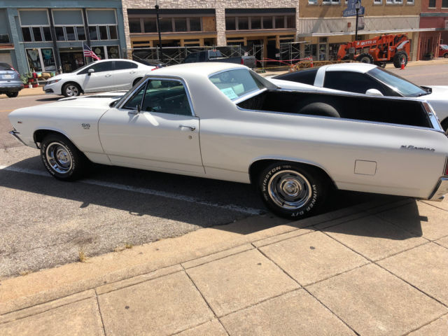 white 69' el camino ss