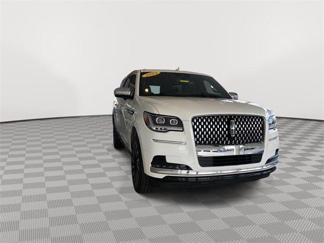 2023 lincoln navigator black label