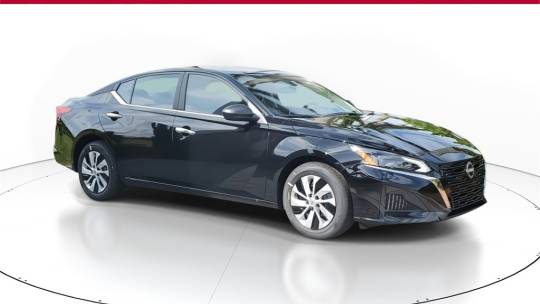 2025 Nissan Altima