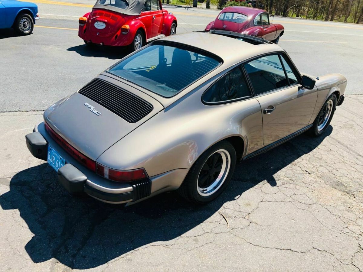 1983 porsche 911 sc coupe * sunroof * service records *