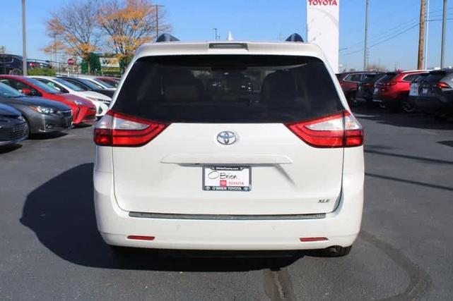 2018 toyota sienna xle premium