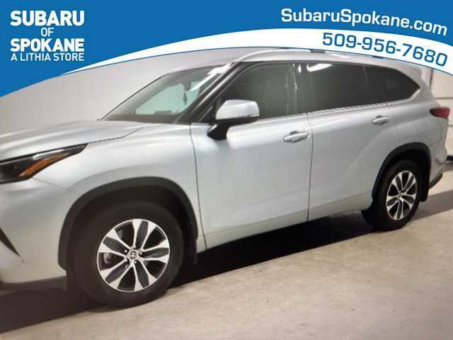 2022 toyota highlander xle