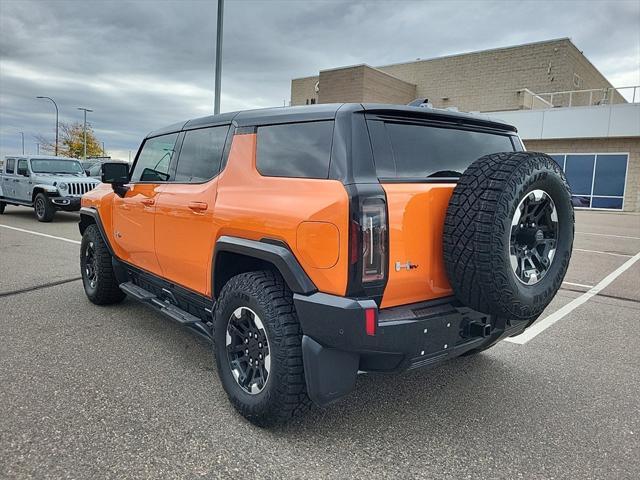 2024 gmc hummer ev suv 2x