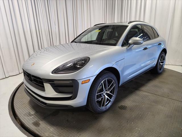 2024 porsche macan base