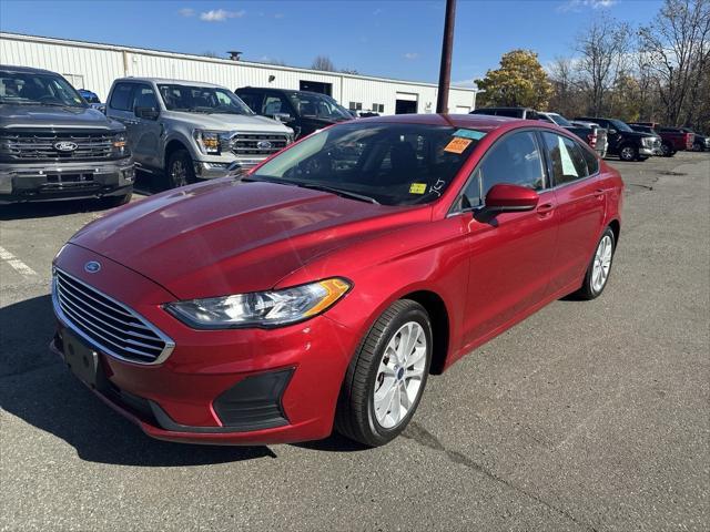 2020 ford fusion hybrid se