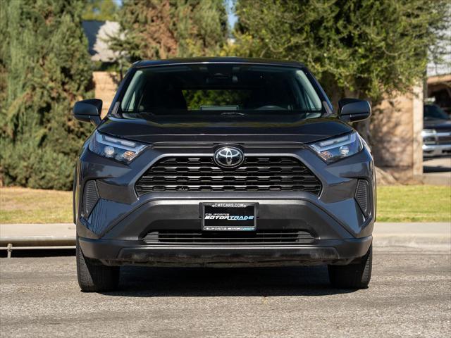 2023 toyota rav4 le