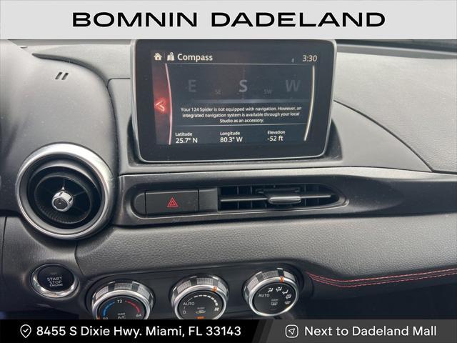 2017 fiat 124 spider base
