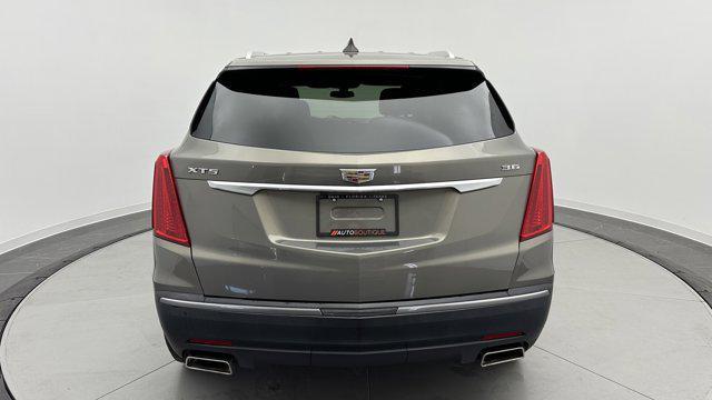 2018 cadillac xt5 base