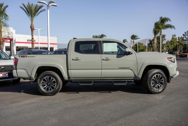 2022 toyota tacoma trd sport