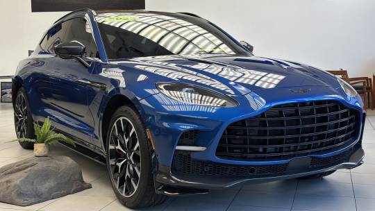 2023 Aston Martin DBX