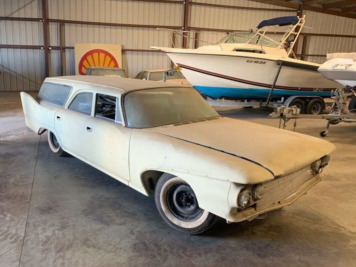 1960 plymouth wagon suburban