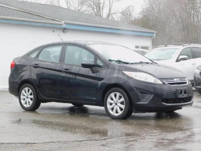 2011 ford fiesta se se 4dr sedan for sale in cheshire, connecticut