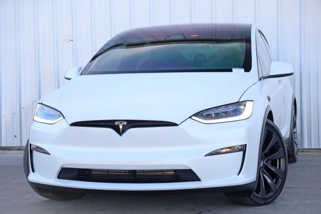 2022 tesla model x plaid tri motor all-wheel drive