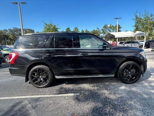 2021 ford expedition xlt