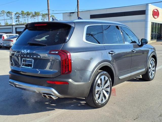 2022 kia telluride s
