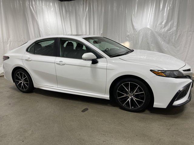 2023 toyota camry xse