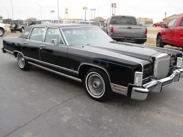 lincoln town car collectors series