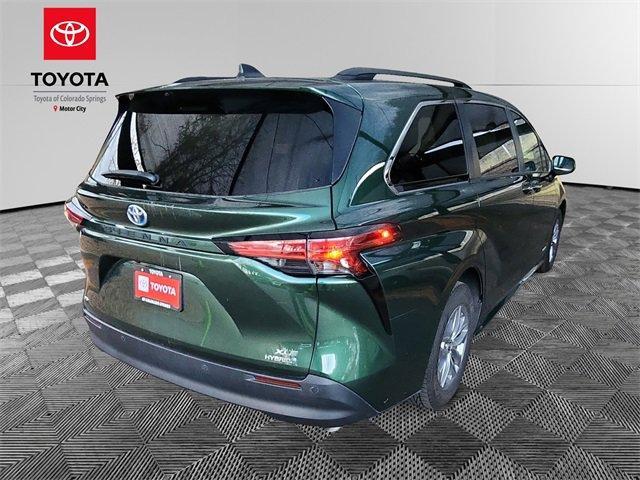 2021 toyota sienna xle