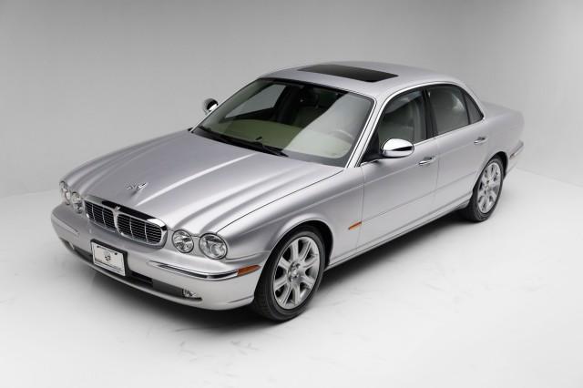 2004 jaguar xj base
