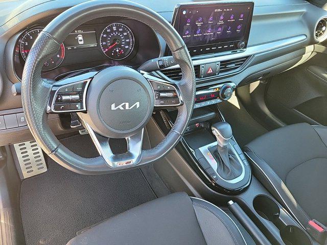 2022 kia forte gt-line